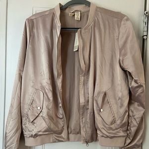 Japna NWT light pink silky jacket